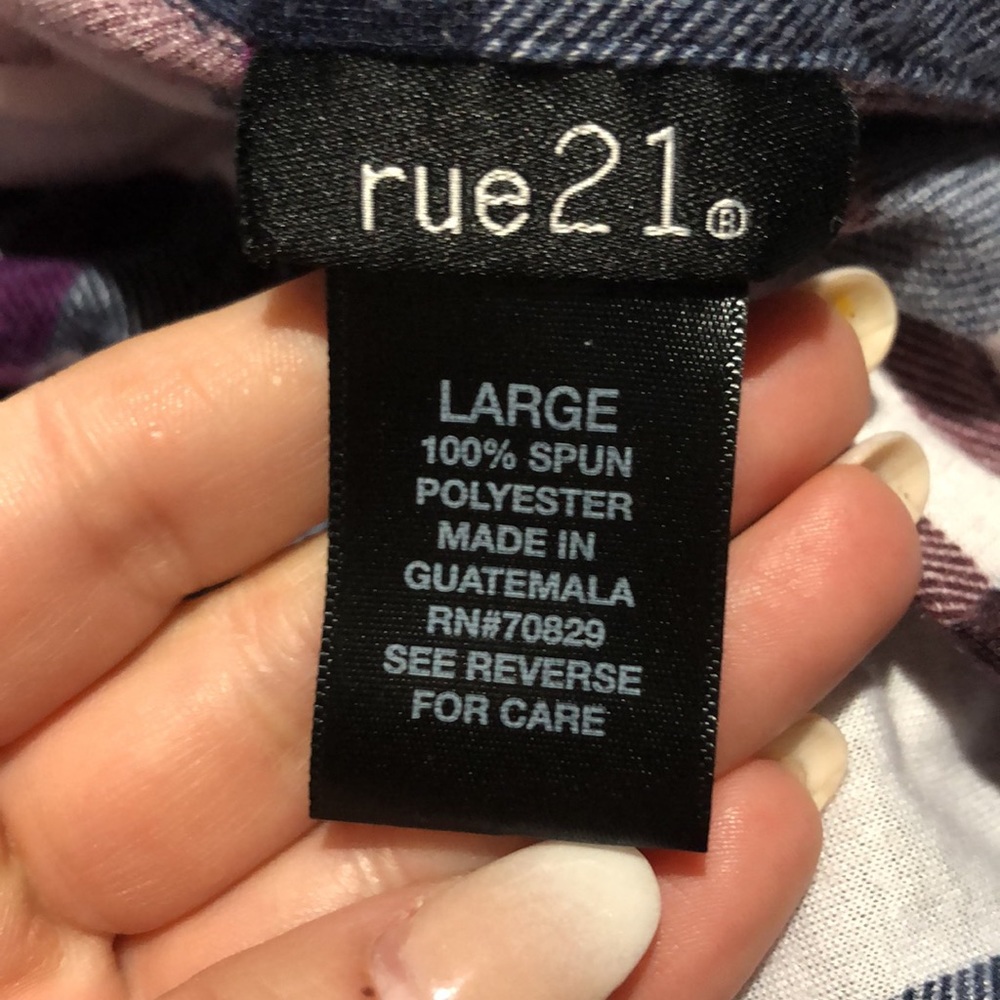 Rue 21 purple plaid soft flannel size large - Picture 10 of 10